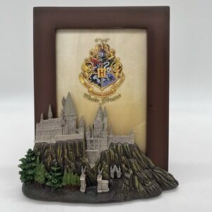 NEW Universal Studios Orlando Harry Potter Hogwarts Castle Resin Frame 4" x 6"